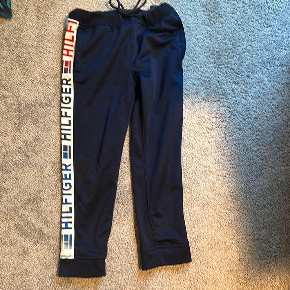 Tommy Hilfiger size M